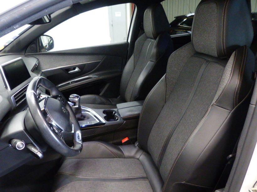 PEUGEOT 5008 2018 - Photo n°6