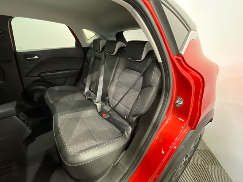 RENAULT CAPTUR 2022 - Photo n°10