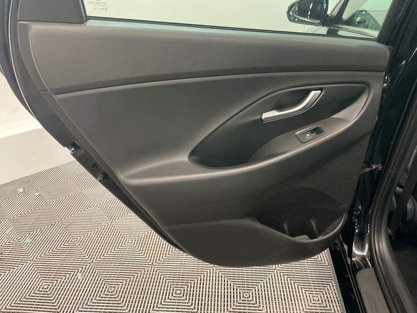HYUNDAI i30 2024 - Photo n°25