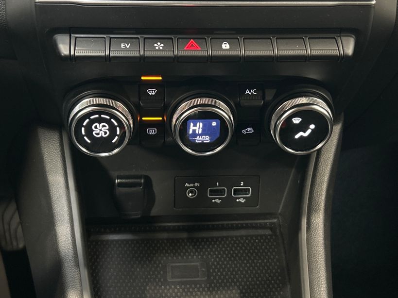 RENAULT CAPTUR 2022 - Photo n°17