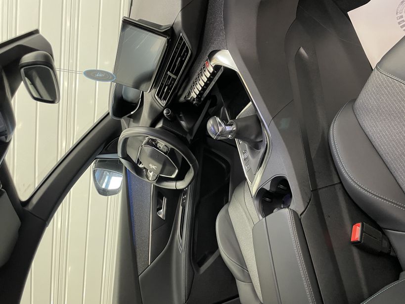 PEUGEOT 5008 2024 - Photo n°9
