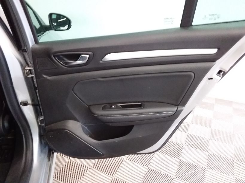RENAULT MEGANE IV ESTATE 2021 - Photo n°36