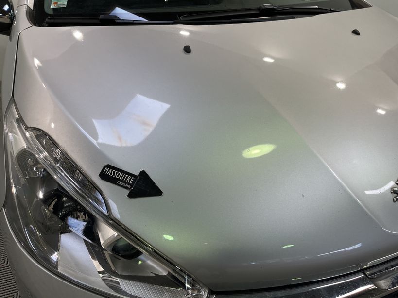 PEUGEOT 208 2016 - Photo n°9