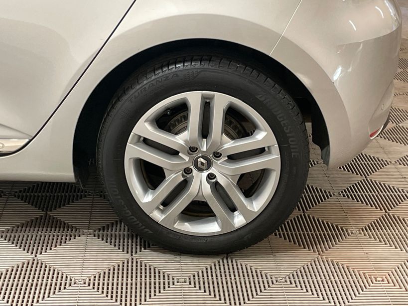 RENAULT CLIO V 2021 - Photo n°26