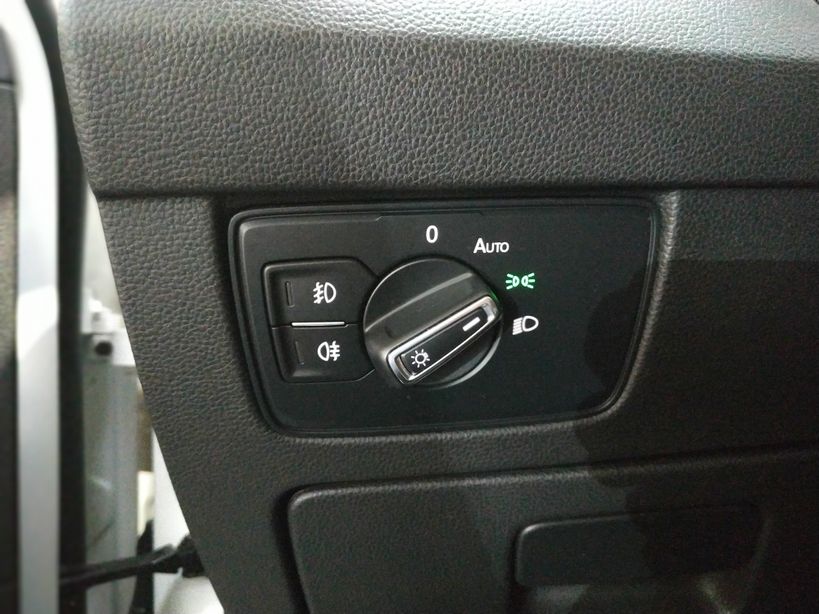 VOLKSWAGEN PASSAT 2015 - Photo n°22