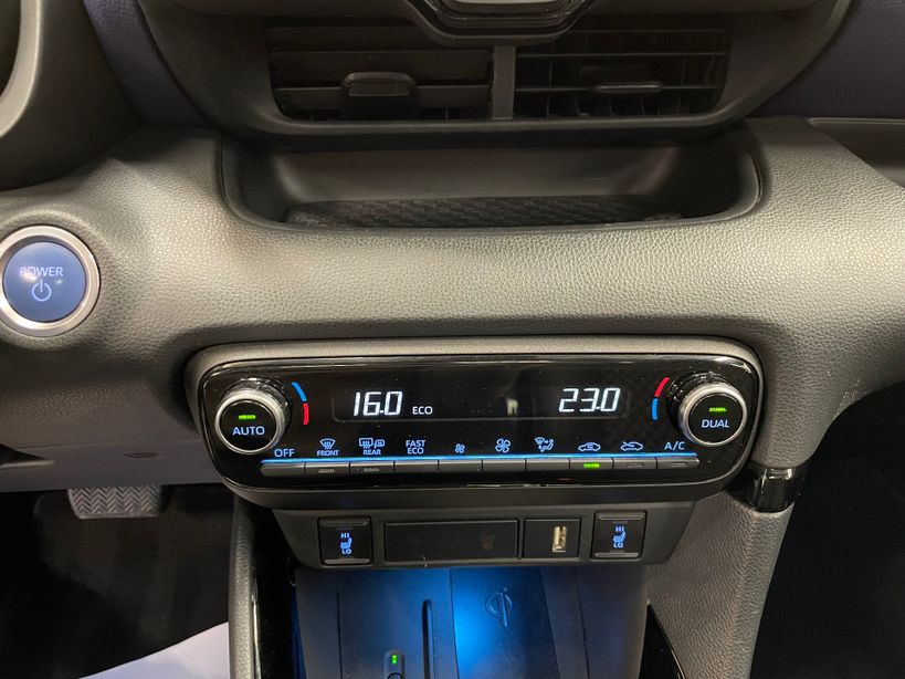 TOYOTA YARIS HYBRIDE MY20 2022 - Photo n°28