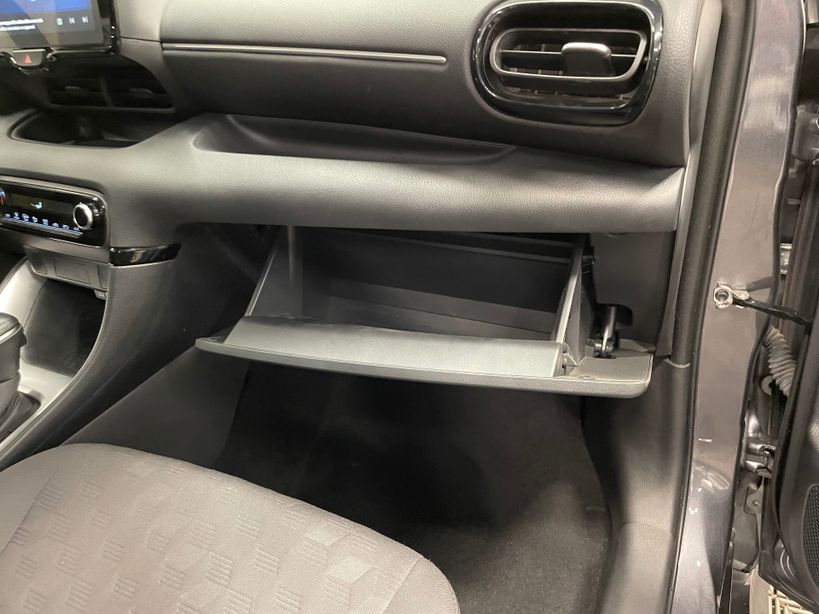 TOYOTA YARIS HYBRIDE 2025 - Photo n°28