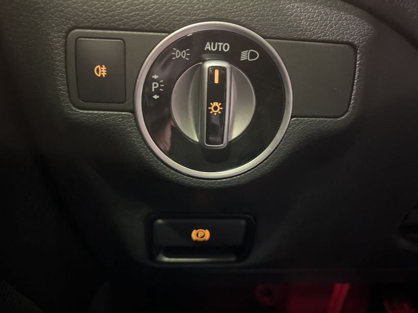 MERCEDES CLASSE CLA 2015 - Photo n°36