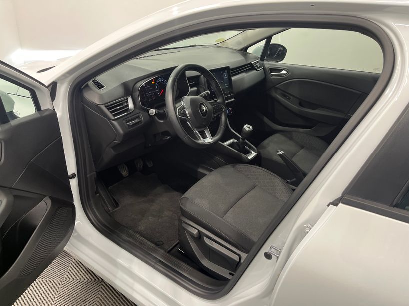 RENAULT CLIO V 2021 - Photo n°16