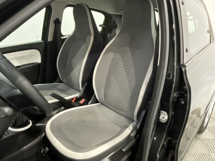 RENAULT TWINGO III 2021 - Photo n°31
