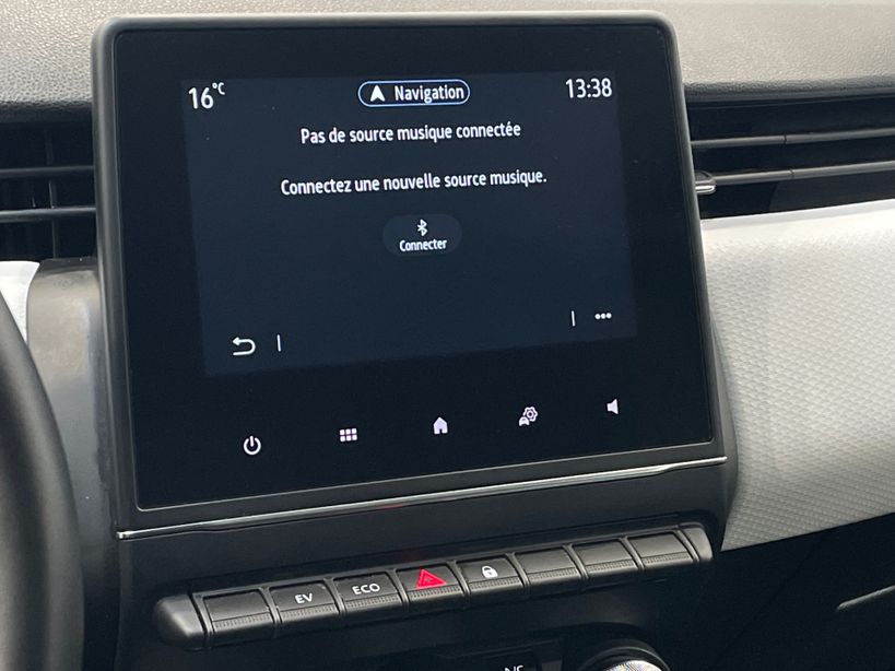 RENAULT CLIO V 2023 - Photo n°15