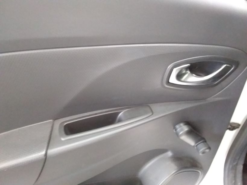 RENAULT CLIO IV 2015 - Photo n°13