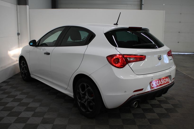 ALFA ROMEO GIULIETTA SERIE 2 2017 - Photo n°6