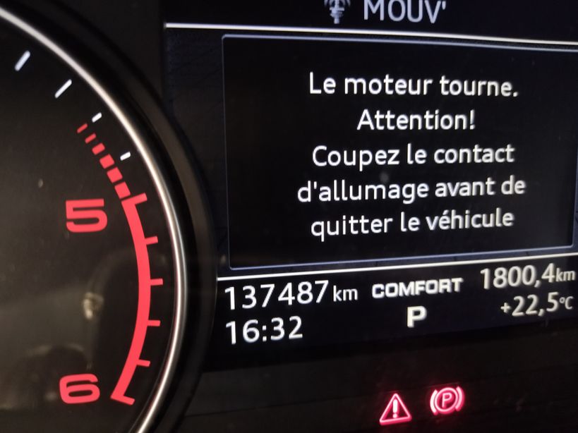 AUDI A4 AVANT BUSINESS 2015 - Photo n°1