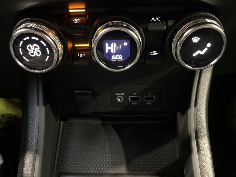 RENAULT CAPTUR 2023 - Photo n°17