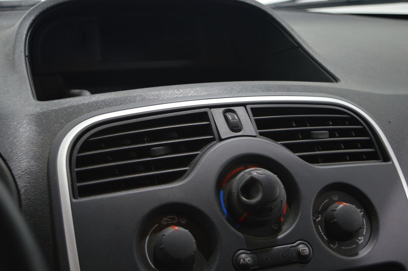RENAULT KANGOO EXPRESS 2018 - Photo n°14