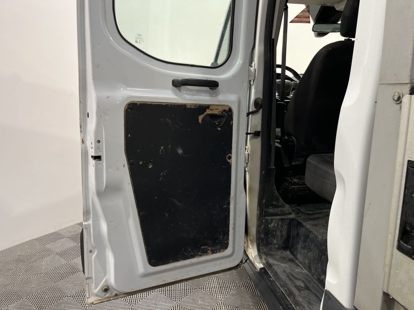 FORD TRANSIT CHASSIS DOUBLE CABINE 2019 - Photo n°3