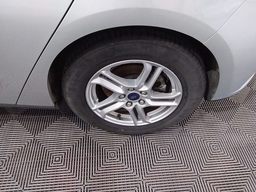 FORD FOCUS 2019 - Photo n°17