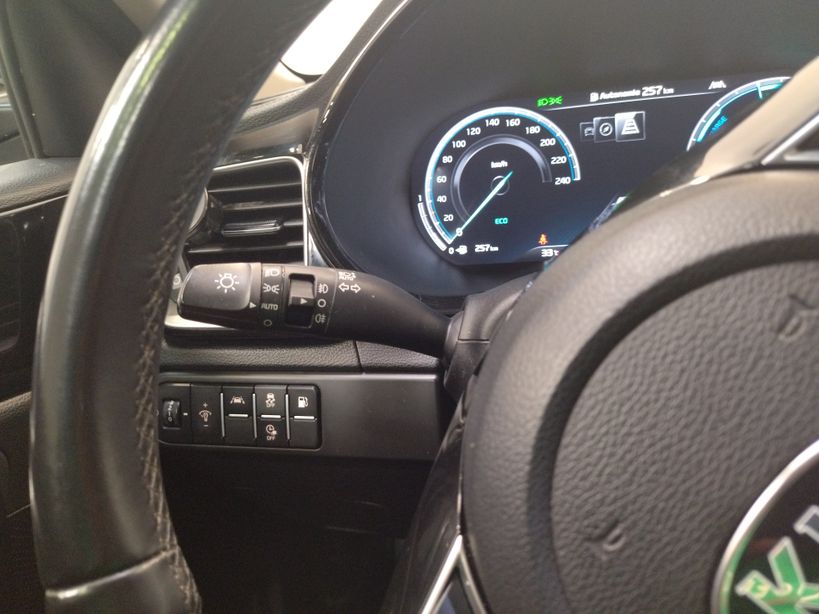 KIA XCEED HYBRIDE RECHARGEABLE 2021 - Photo n°26