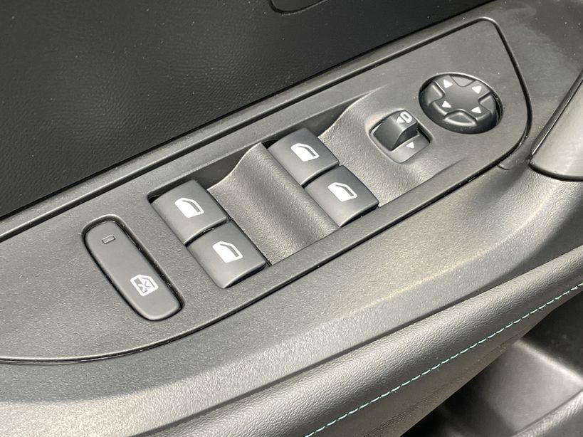 PEUGEOT 2008 2021 - Photo n°35