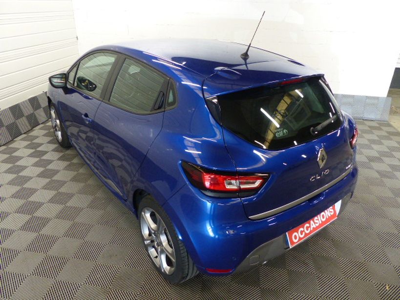 RENAULT CLIO IV 2019 - Photo n°20