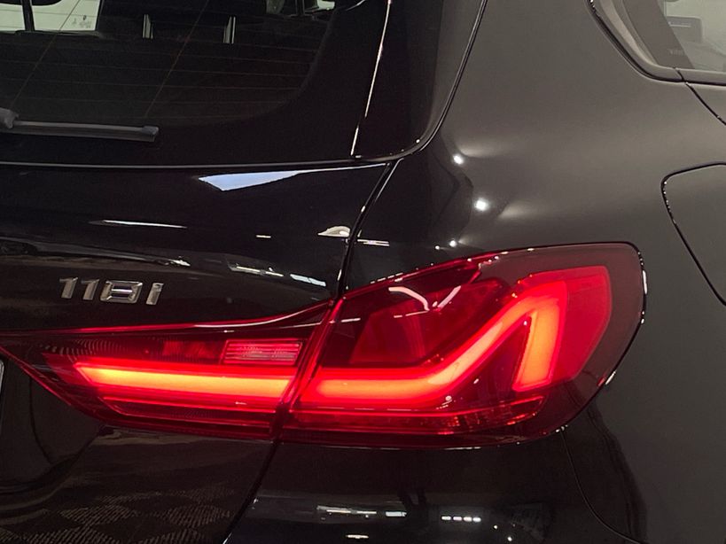 BMW SERIE 1 F40 2023 - Photo n°8