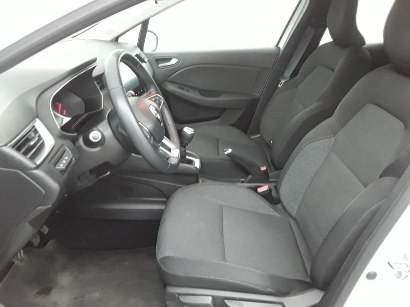RENAULT CLIO V 2021 - Photo n°12