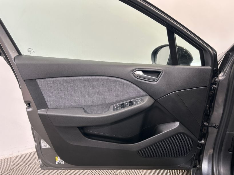 RENAULT CLIO V 2025 - Photo n°38