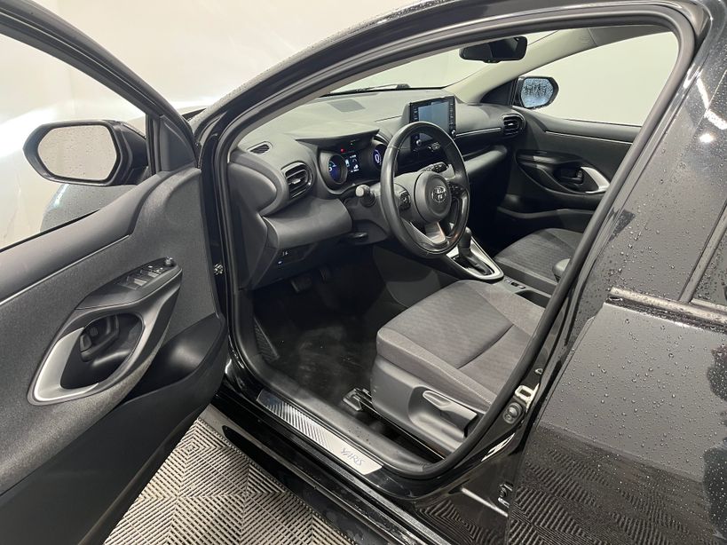 TOYOTA YARIS HYBRIDE MY20 2022 - Photo n°17