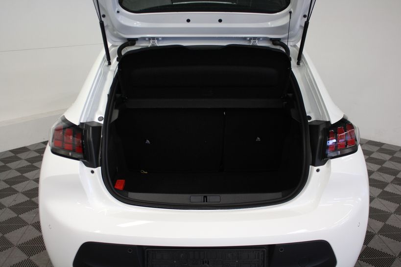 PEUGEOT 208 2022 - Photo n°9