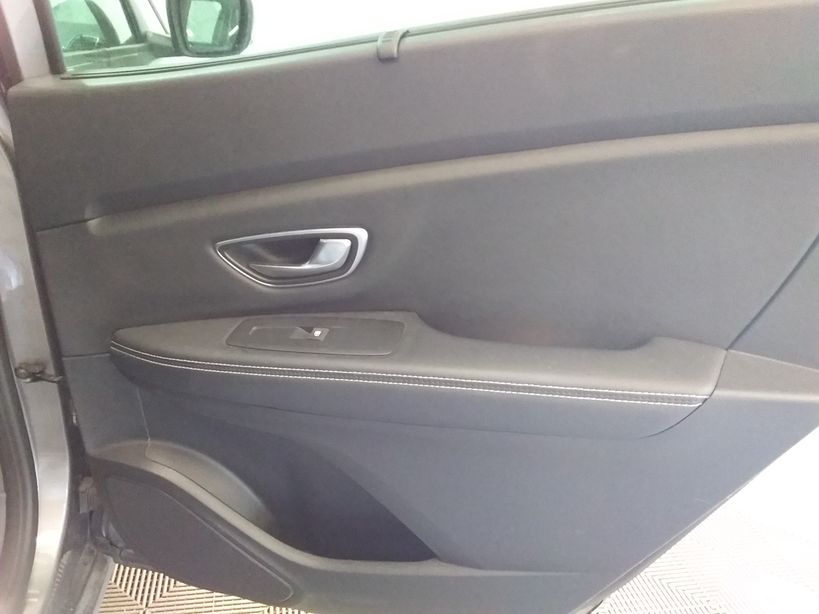 RENAULT GRAND SCENIC IV 2020 - Photo n°10