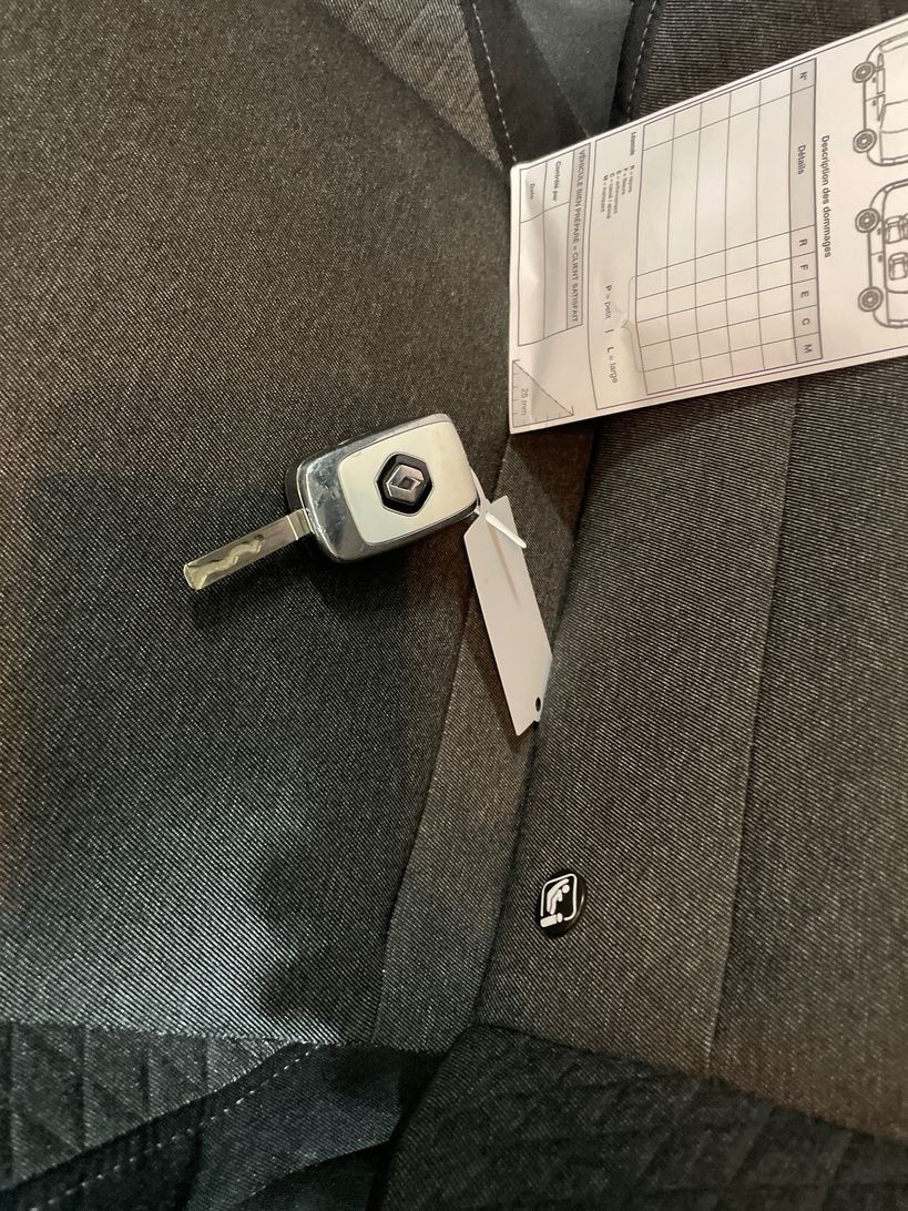 RENAULT CLIO V 2021 - Photo n°15