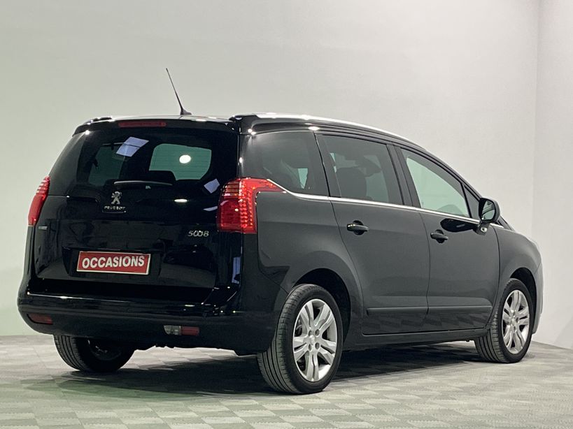 PEUGEOT 5008 2016 - Photo n°3