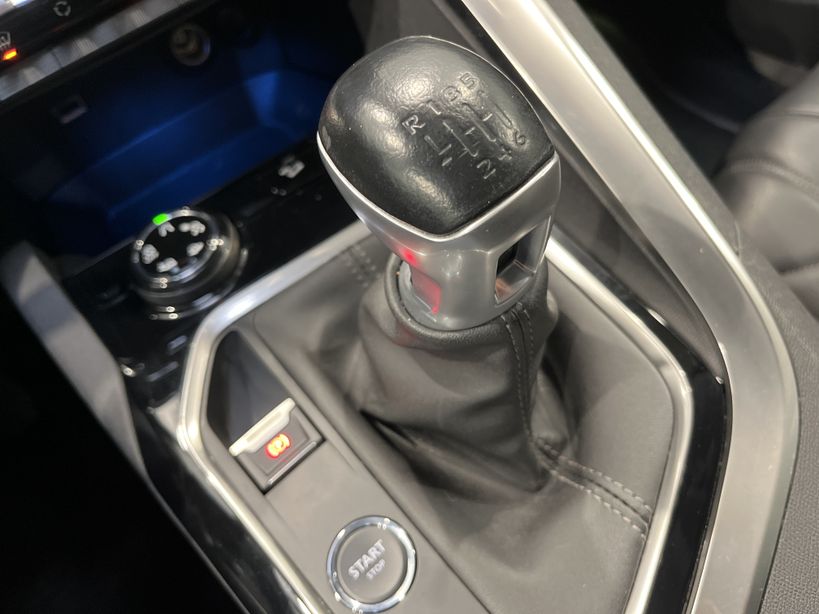 PEUGEOT 5008 2018 - Photo n°21