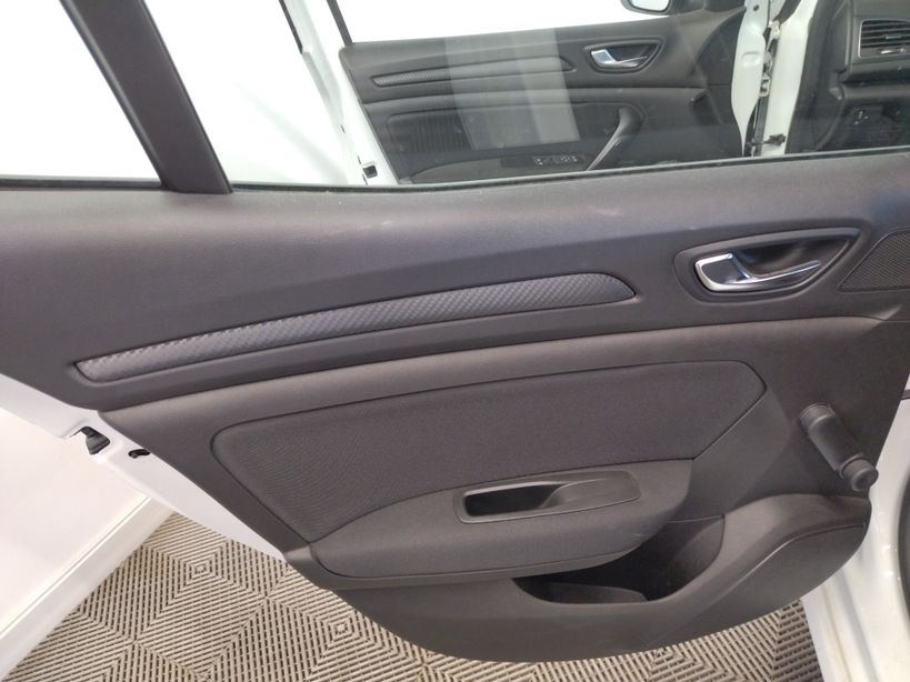 RENAULT MEGANE IV SOCIETE 2019 - Photo n°19
