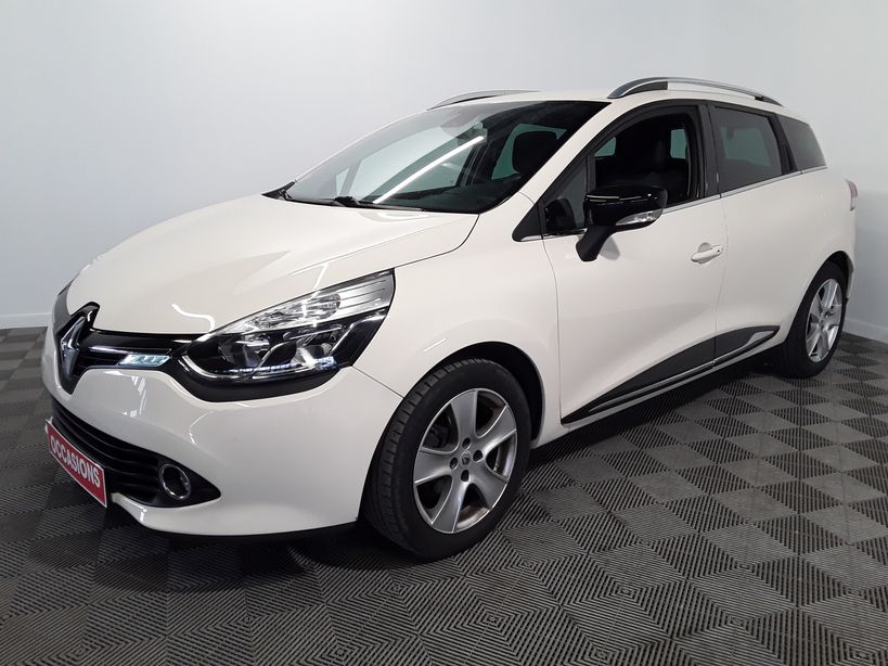 RENAULT CLIO IV ESTATE 2015 - Photo n°1