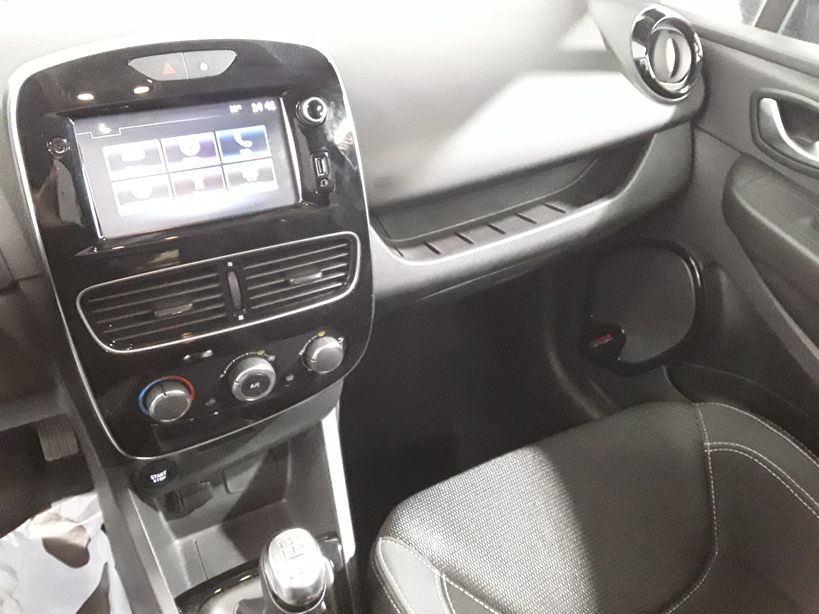 RENAULT CLIO IV 2018 - Photo n°7
