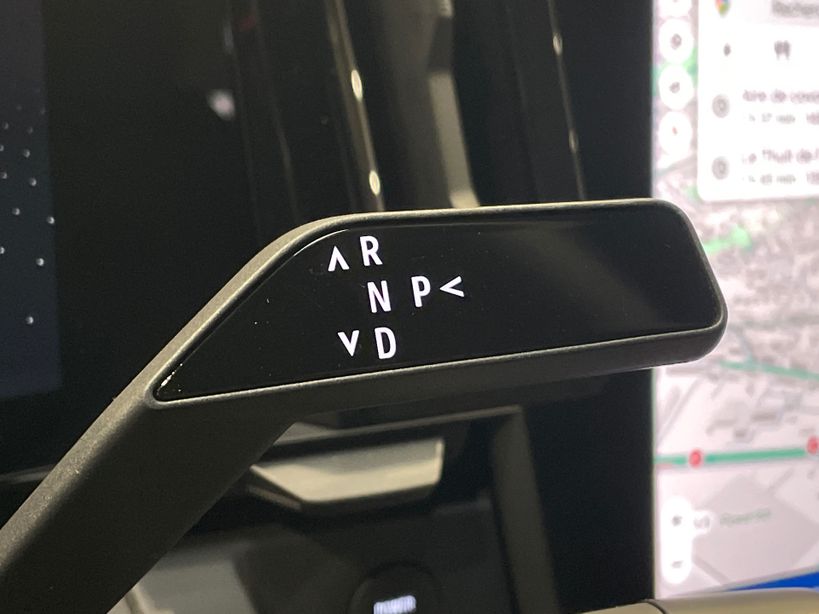 RENAULT MEGANE E TECH 2023 - Photo n°35