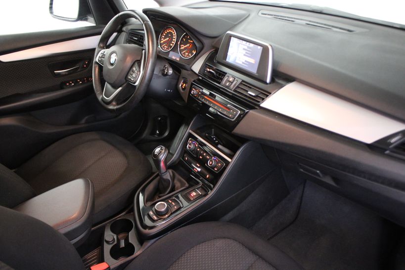 BMW SERIE 2 GRAN TOURER F46 2015 - Photo n°7