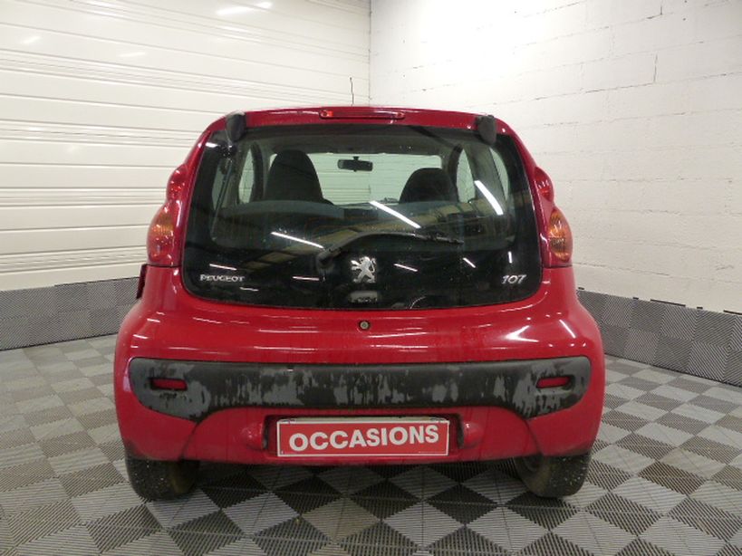 PEUGEOT 107 2010 - Photo n°8