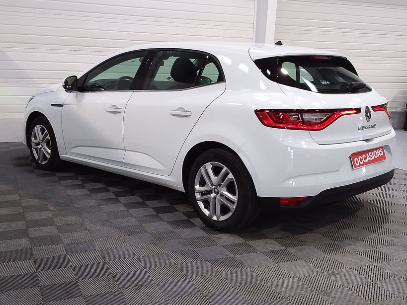 RENAULT MEGANE IV BERLINE BUSINESS 2016 - Photo n°7