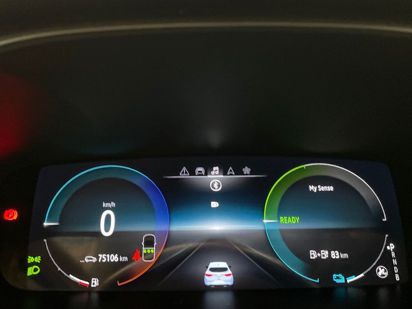 RENAULT MEGANE IV BERLINE 2023 - Photo n°54