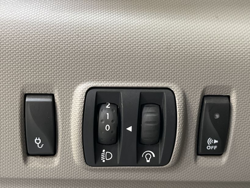 RENAULT ZOE 2018 - Photo n°33
