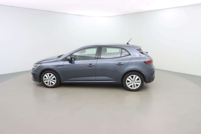 RENAULT MEGANE IV BERLINE 2022 - Photo n°8