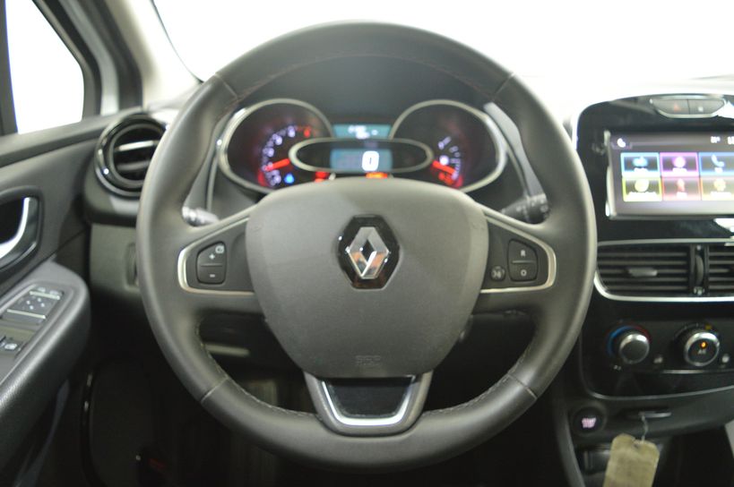 RENAULT CLIO IV 2019 - Photo n°11