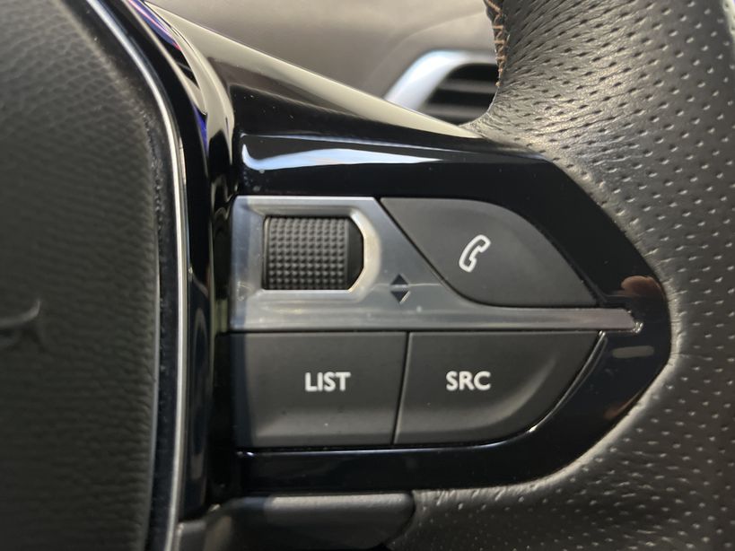 PEUGEOT 5008 2017 - Photo n°31