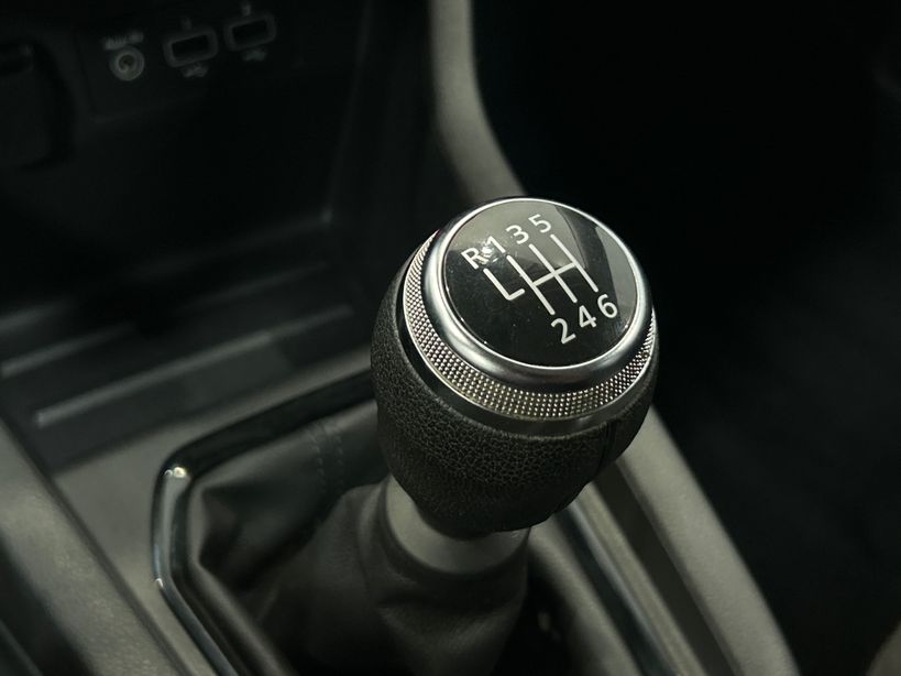 RENAULT CLIO V 2023 - Photo n°15