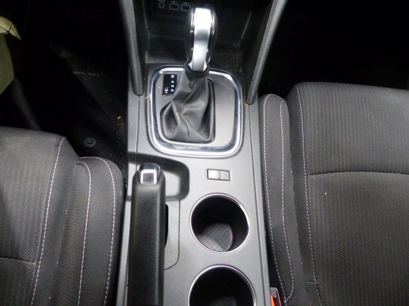 RENAULT MEGANE IV BERLINE 2021 - Photo n°25