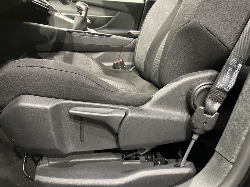 PEUGEOT 3008 BUSINESS 2020 - Photo n°37