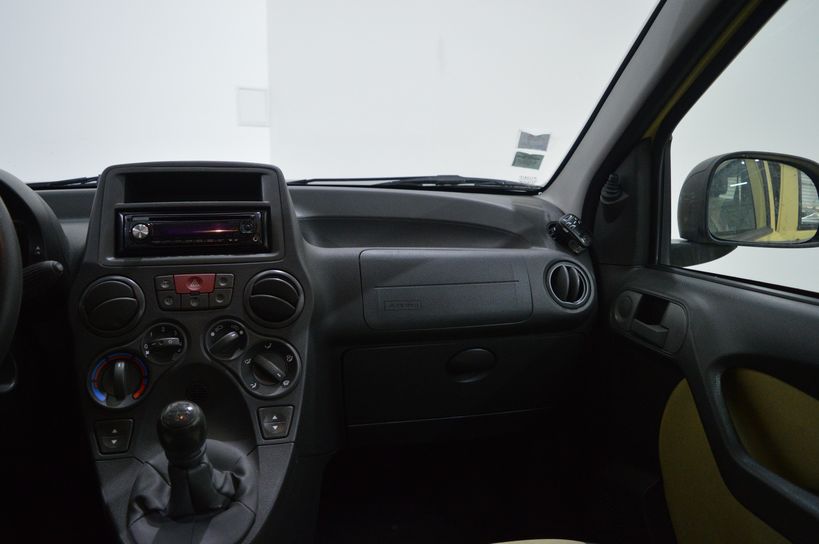FIAT PANDA MY 2010 - Photo n°13